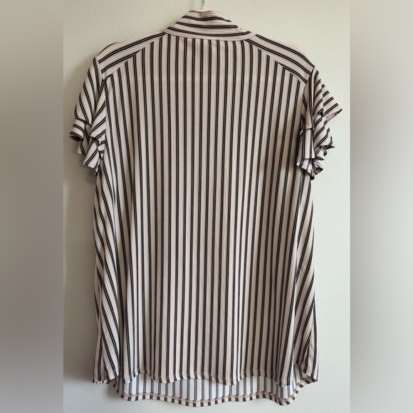Adrianna Papell Women’s Striped Tie at Neck Flutter Short Sleeve Blouse Size 1X - Picture 5 of 10